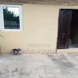 Mini Flat in Anthony Village for rent