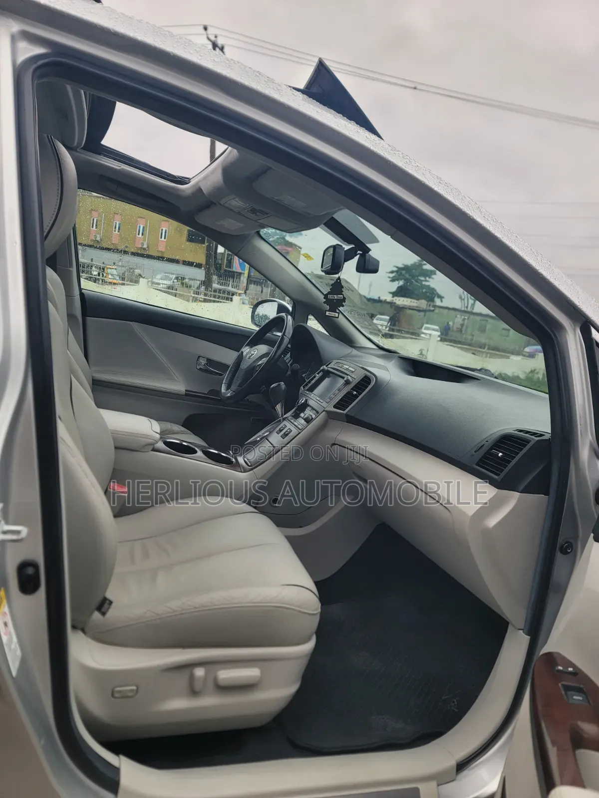 Toyota Venza 2012 Silver