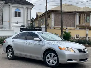 Toyota Camry LE 4dr Sedan (2.4L 4cyl 5A) 2009 Silver
