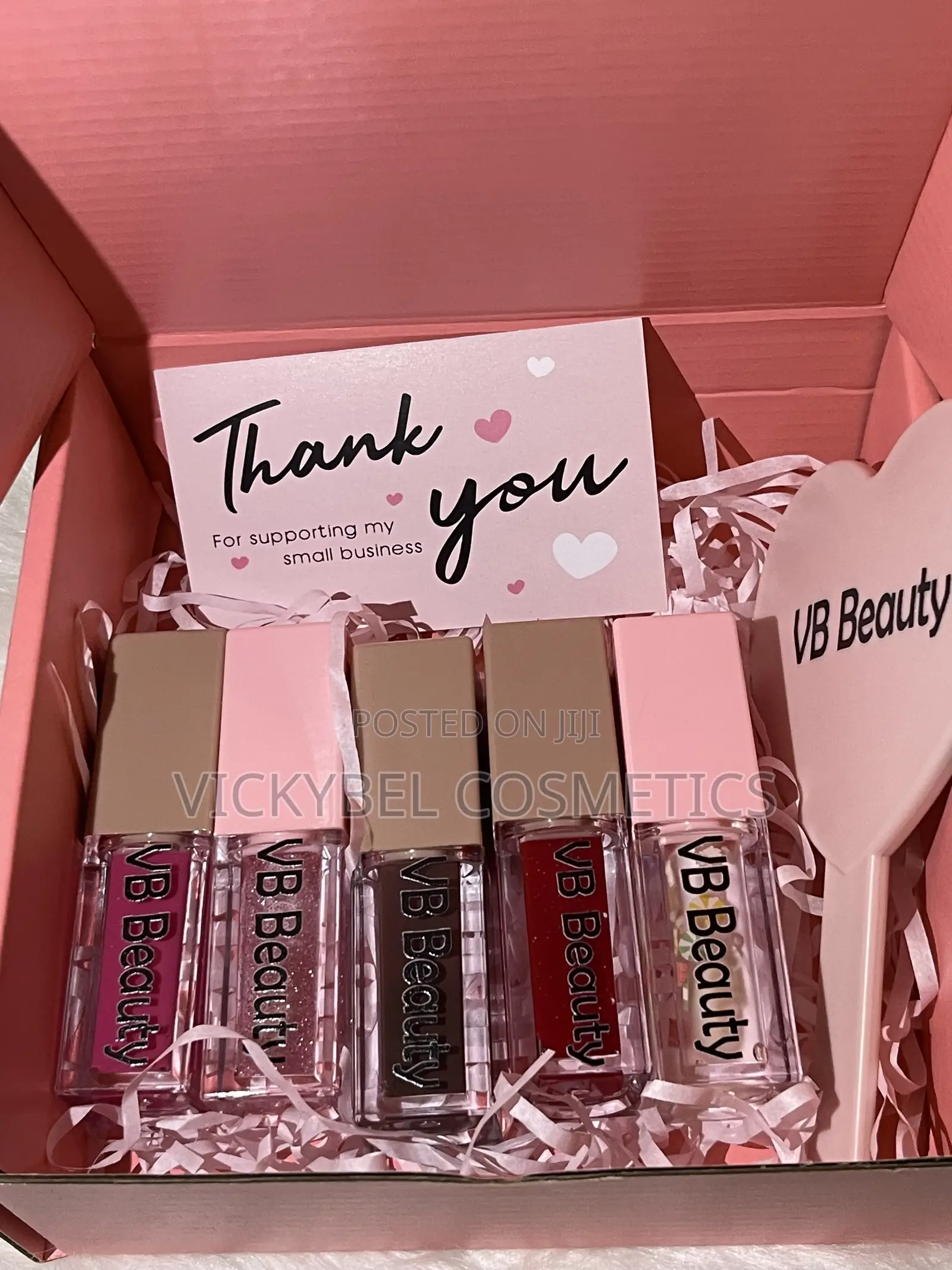 Lipgloss Set and Strip Lashes