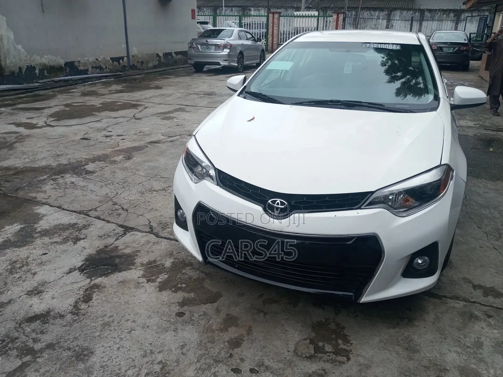 Toyota Corolla 2016 White