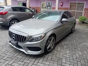 Mercedes-Benz C300 2015 Gray