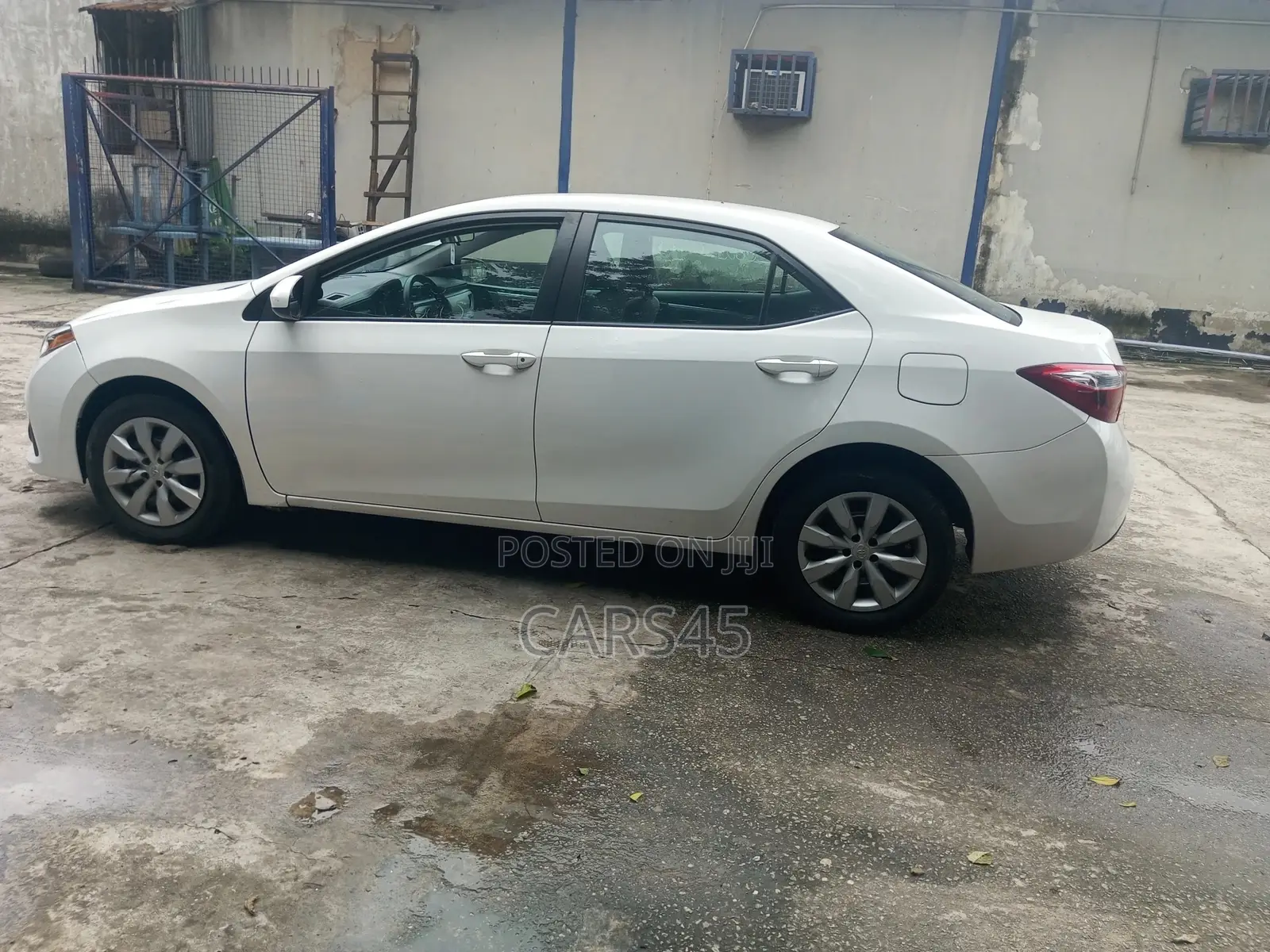 Toyota Corolla 2016 White