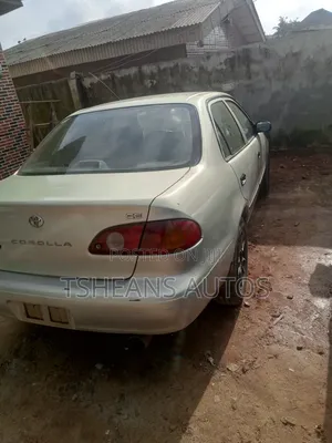 Toyota Corolla 1.9 D Sedan 2000