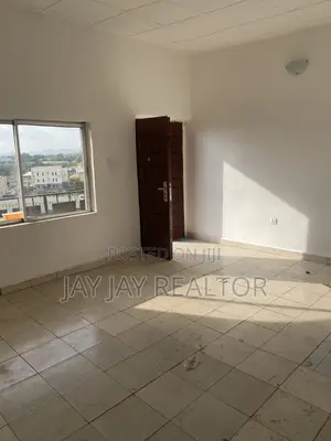 2bdrm Block of Flats in Garki for rent