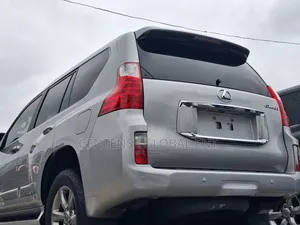 Lexus GX 2013 Silver