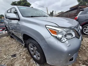 Lexus GX 2013 Silver