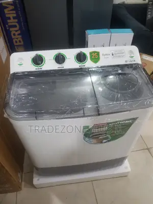 Compact Syinix Washing Machine