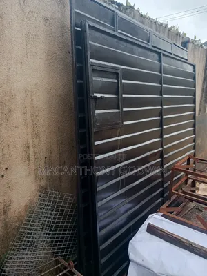 Shop Container