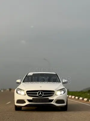 Mercedes-Benz C300 Sport 4Matic Sedan AWD (2.0L 4cyll 7A) 2016 White