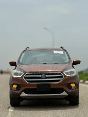 Ford Escape 2016 Gold