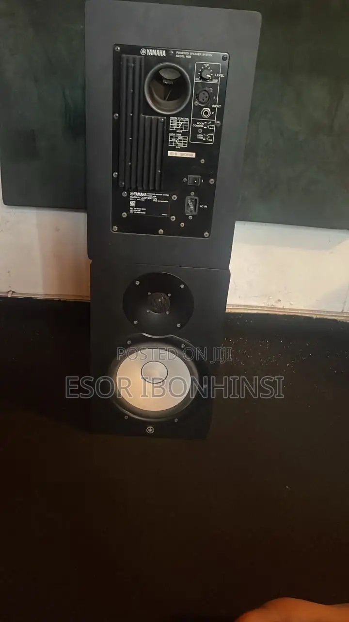 Hs8 Speakers