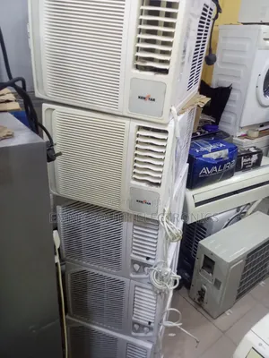 Kenster Window 1hp a/C 3 Months Used