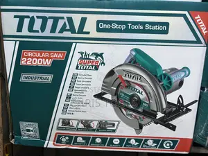 Total Industrial Circular Saw