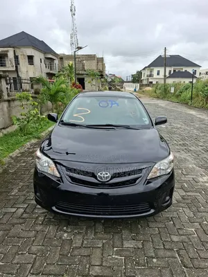 Toyota Corolla 2012 Black