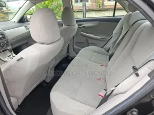 Toyota Corolla 2012 Black