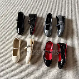 Original Nike WMNS Shox Z Calistra Sneakers
