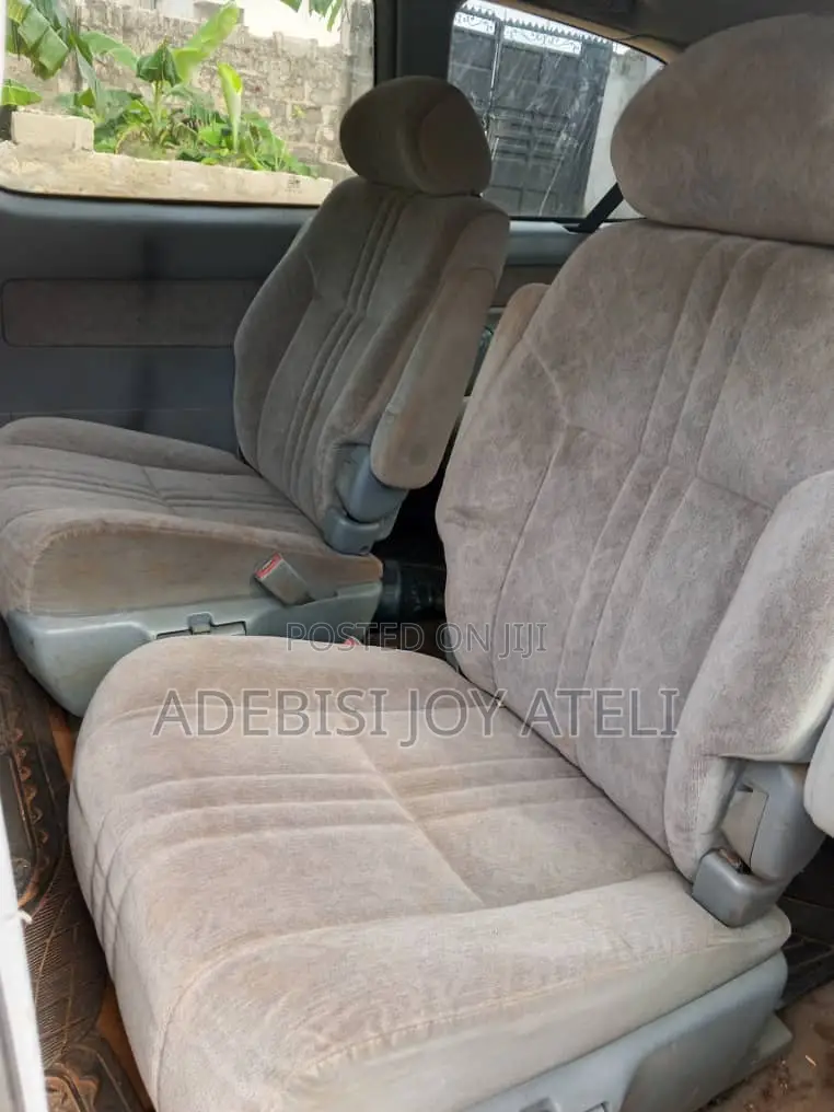 Toyota Sienna 1999 Black