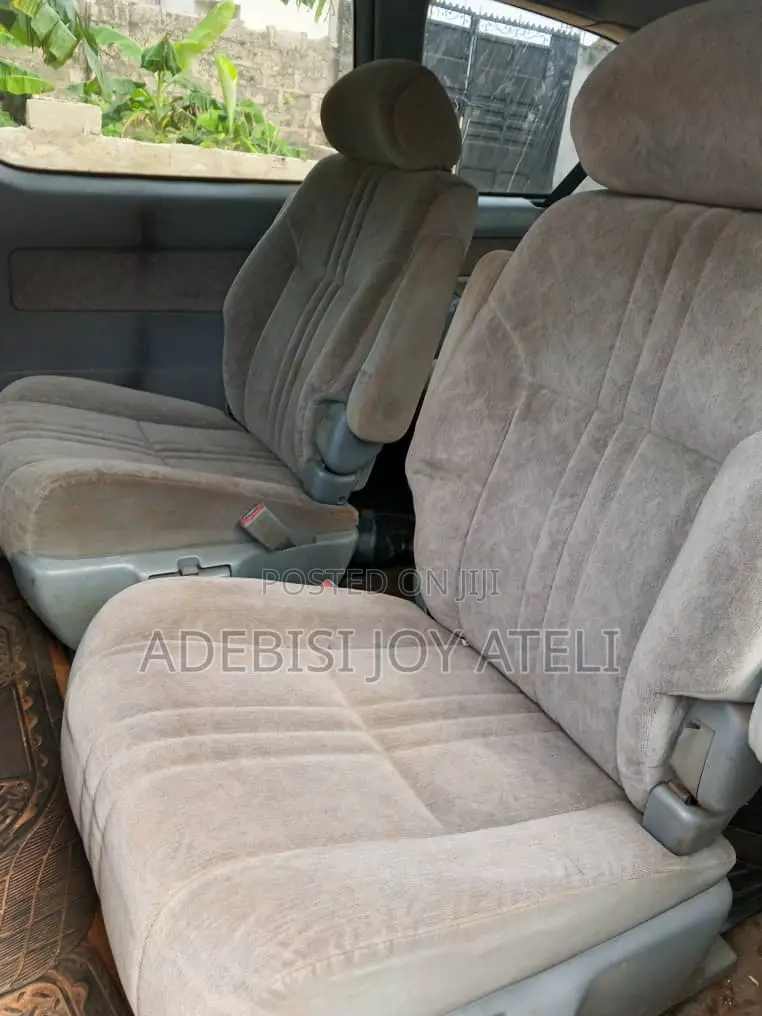 Toyota Sienna 1999 Black