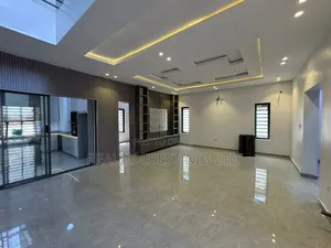 5bdrm Duplex in Aguda / Ogba for sale