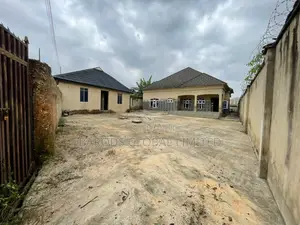 4bdrm Bungalow in Road 5 Mats Estate, Abeokuta South for sale