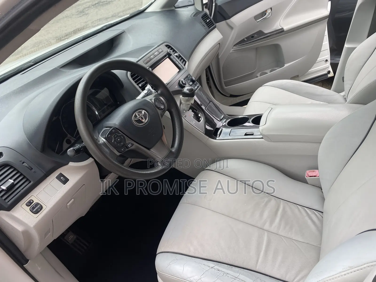 Toyota Venza 2012 White