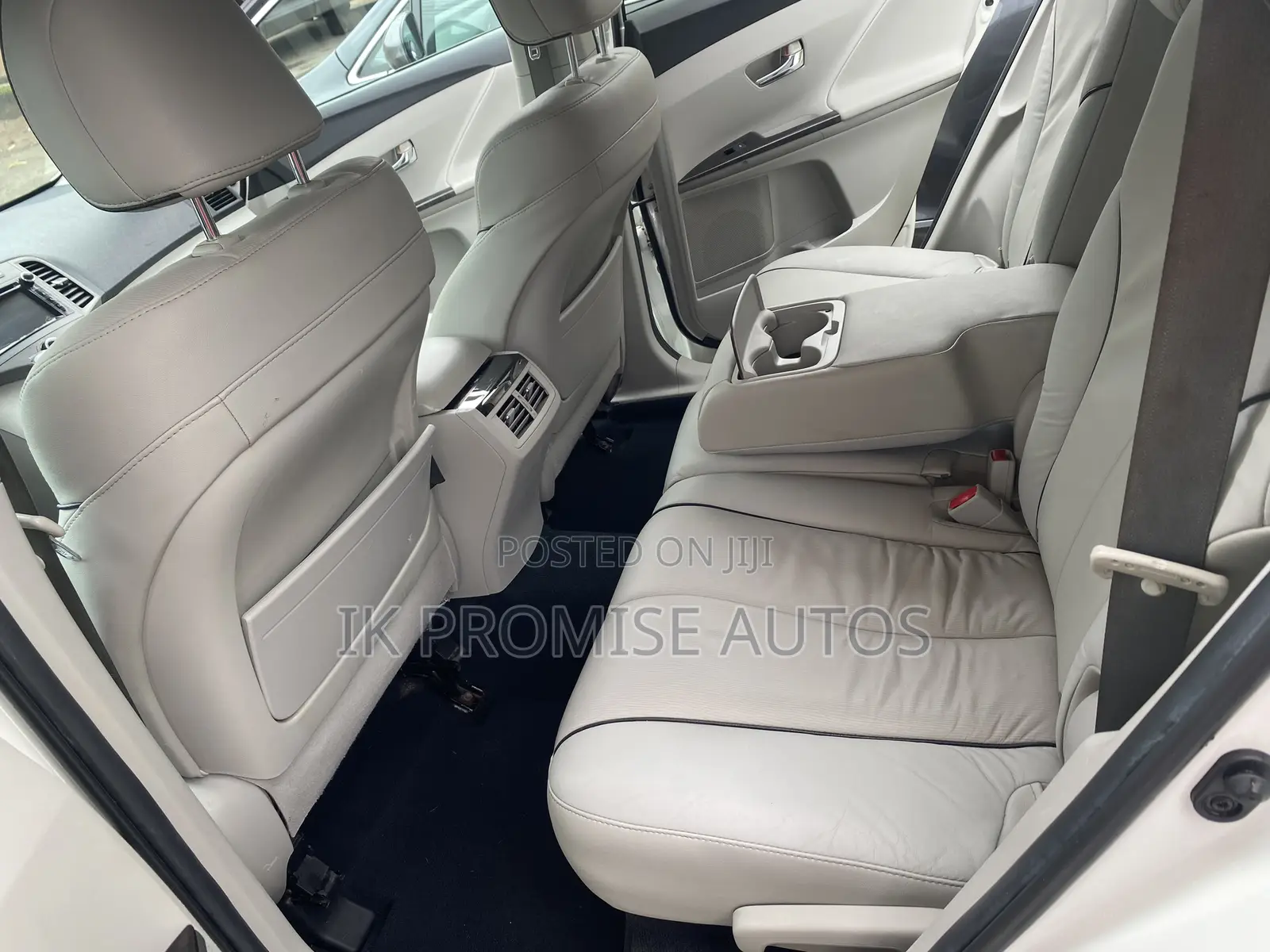 Toyota Venza 2012 White