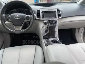 Toyota Venza 2012 White