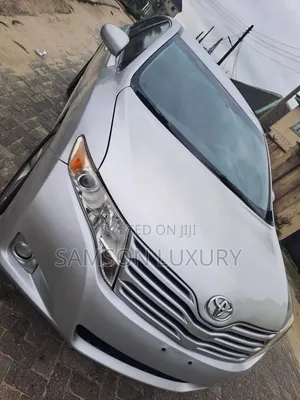 Toyota Venza LE 2009 Silver
