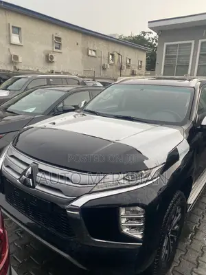 New Mitsubishi Montero Sport 2023 Black