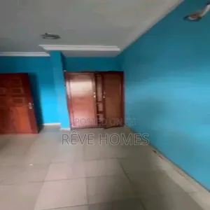 2bdrm Block of Flats in Akoka for rent