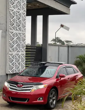 Toyota Venza XLE AWD V6 2013 Red