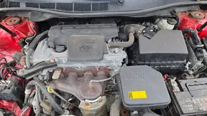 Toyota Camry SE 4dr Sedan (2.5L 4cyl 6A) 2013 Red