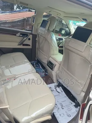 Lexus GX 2012 Silver