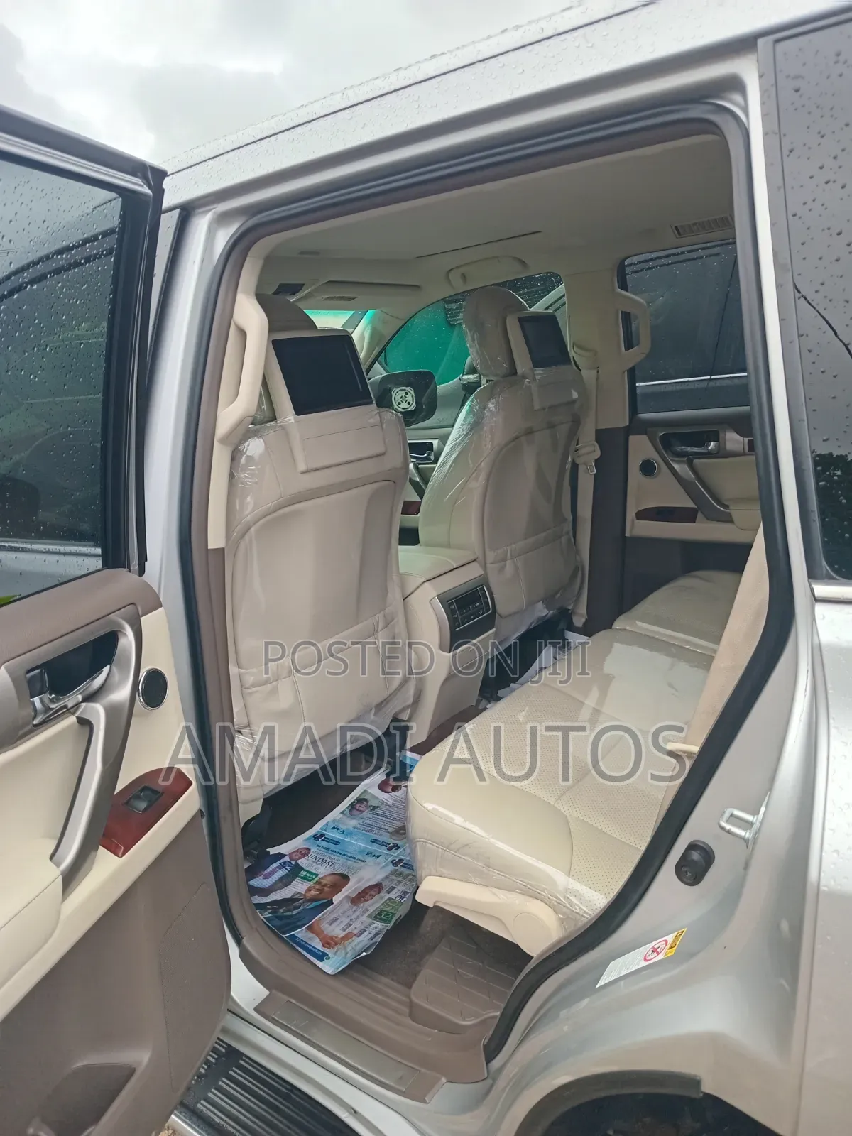 Lexus GX 2012 Silver