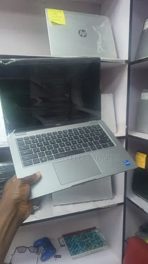 Laptop Dell Latitude 5420 16GB Intel Core i7 SSD 256GB