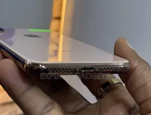 Apple iPhone XS 64 GB Gold