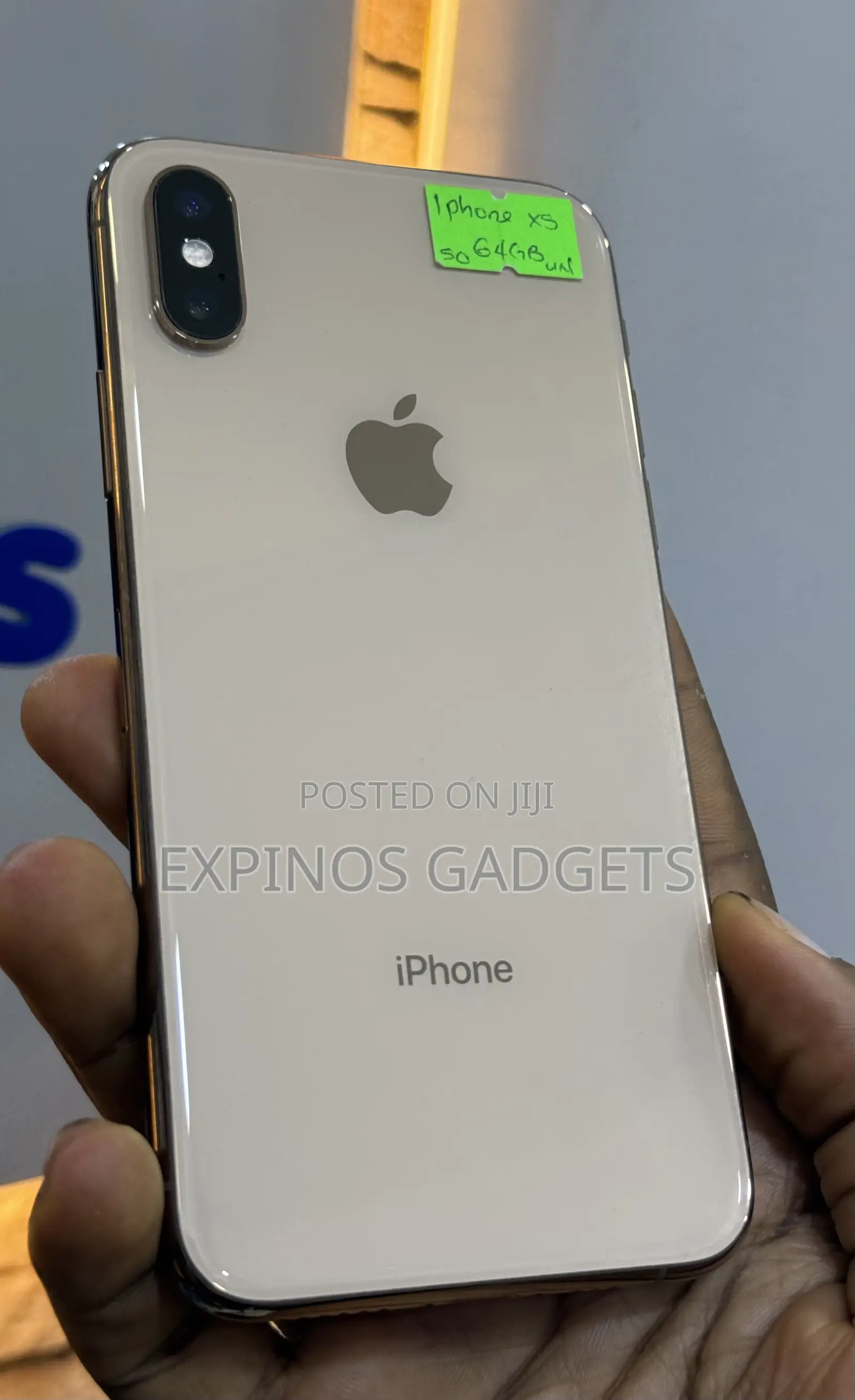 Apple iPhone XS 64 GB Gold