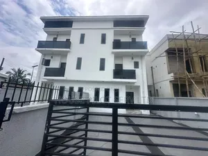 4bdrm Duplex in Mangrove Estate, Woji for sale
