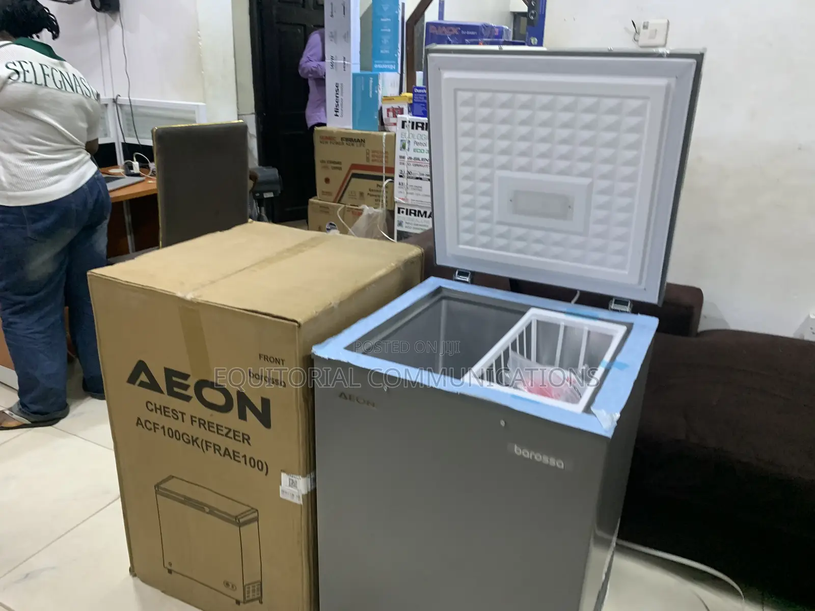 AEON 100L Lockable Chest Freezer - ACF100GK