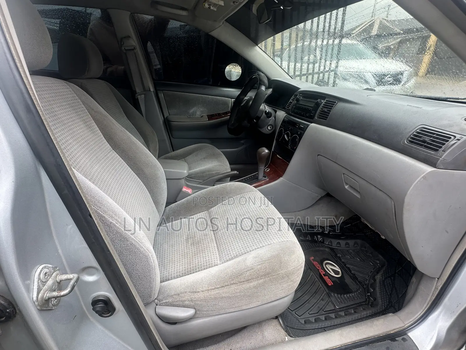 Toyota Corolla LE 2006 Silver