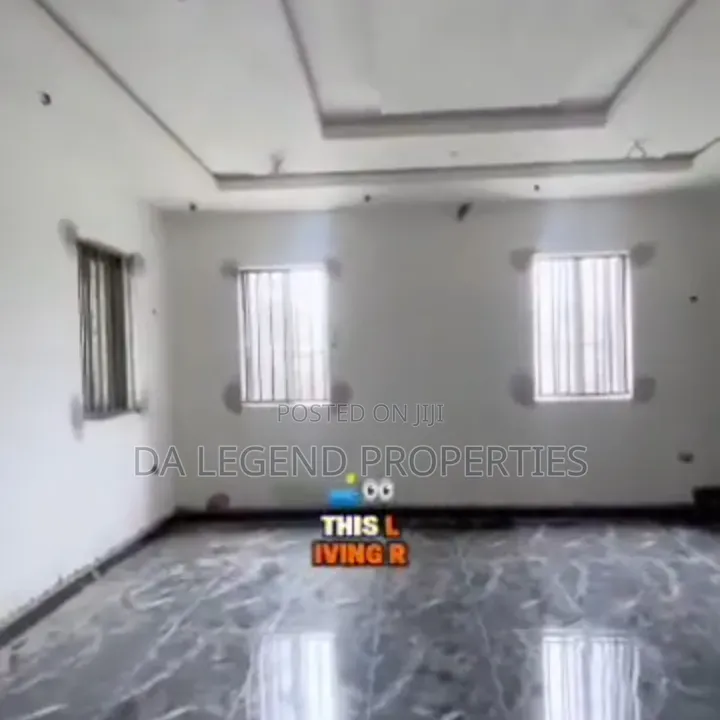 4 Bedroom Duplex With Servants Quarters