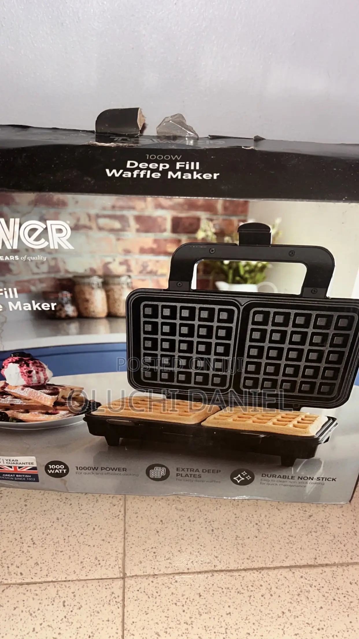 Non Stick Pot and Waffle Maker