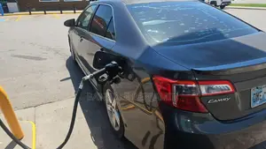 Toyota Camry SE 4dr Sedan (2.5L 4cyl 6A) 2012 Gray