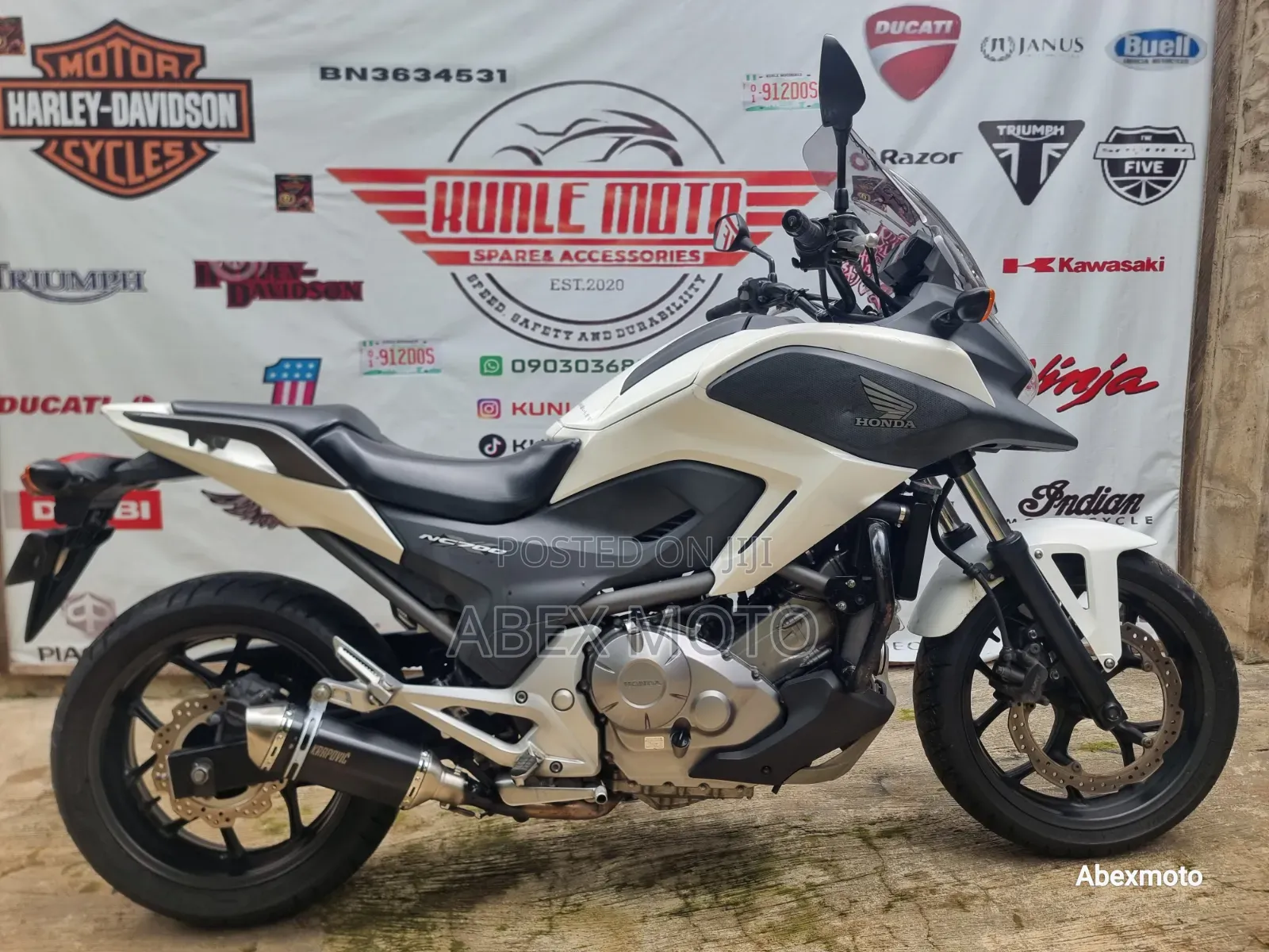 Honda NC700X 2012 White