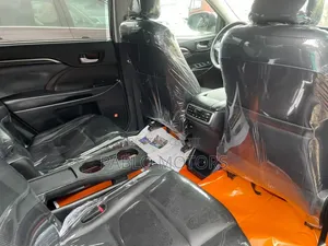 Toyota Highlander 2015 Black