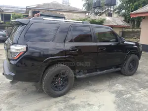 Toyota 4-Runner 2024 Black