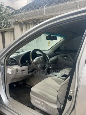 Toyota Camry 2011 Silver