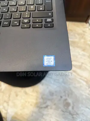 New Laptop Dell Latitude 7400 8GB Intel Core i5 SSD 256GB
