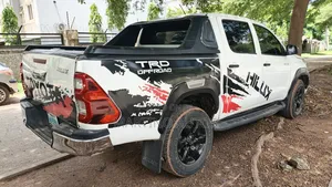 Toyota Hilux 2013 White